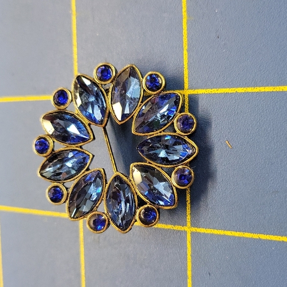 Antique Colored Rhinestone Style Brooch 1.25" Pin - Picture 1 of 1